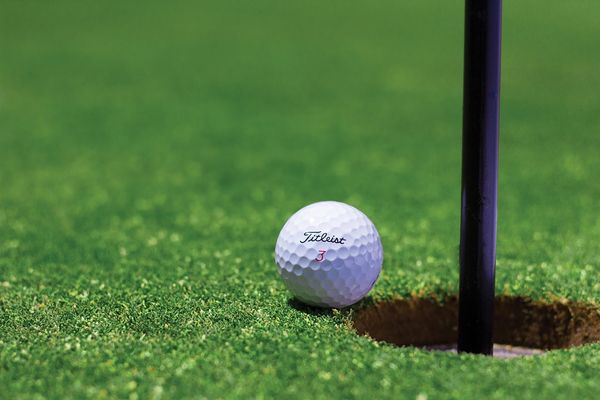Zasady gry w golfa - poradnik dla początkujących